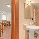 Apartman Queen Elena Centro - Happy