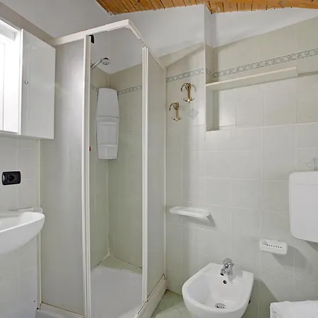 Queen Elena Centro 2br With Terrace - Happy San Remo
