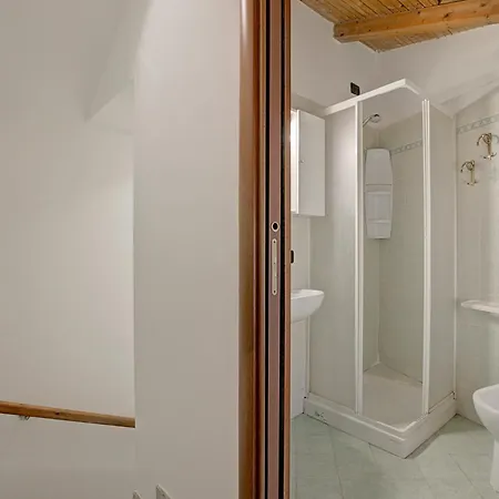 Queen Elena Centro 2br With Terrace - Happy * San Remo
